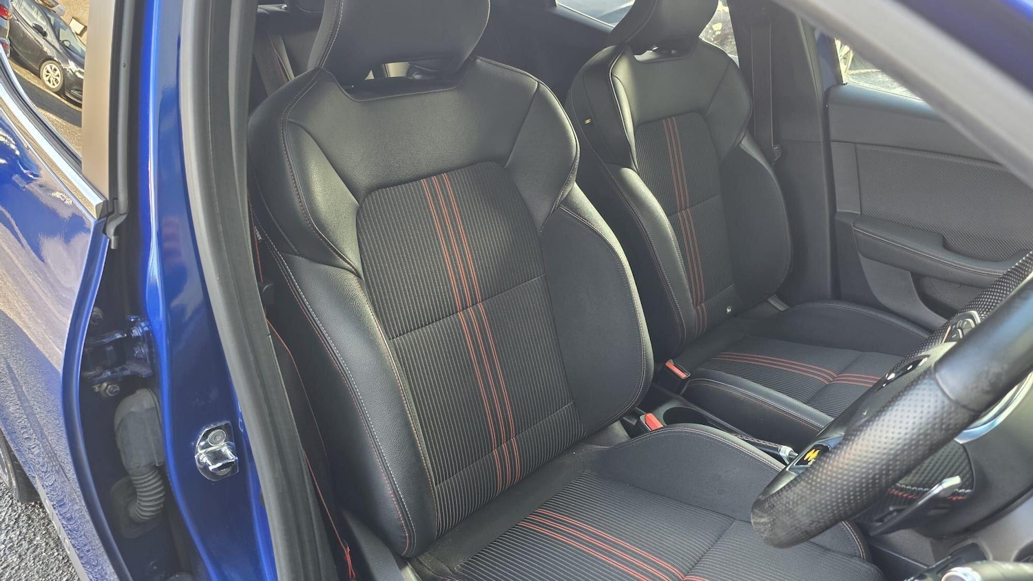 Used Renault Clio 2020 for sale - 76409588: Photo 29