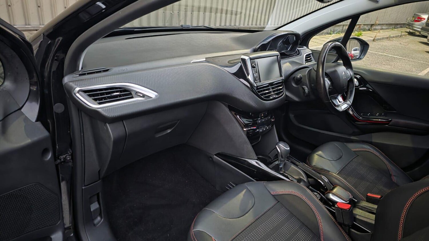 Used Peugeot 2008 2019 for sale - 76270622: Photo 24