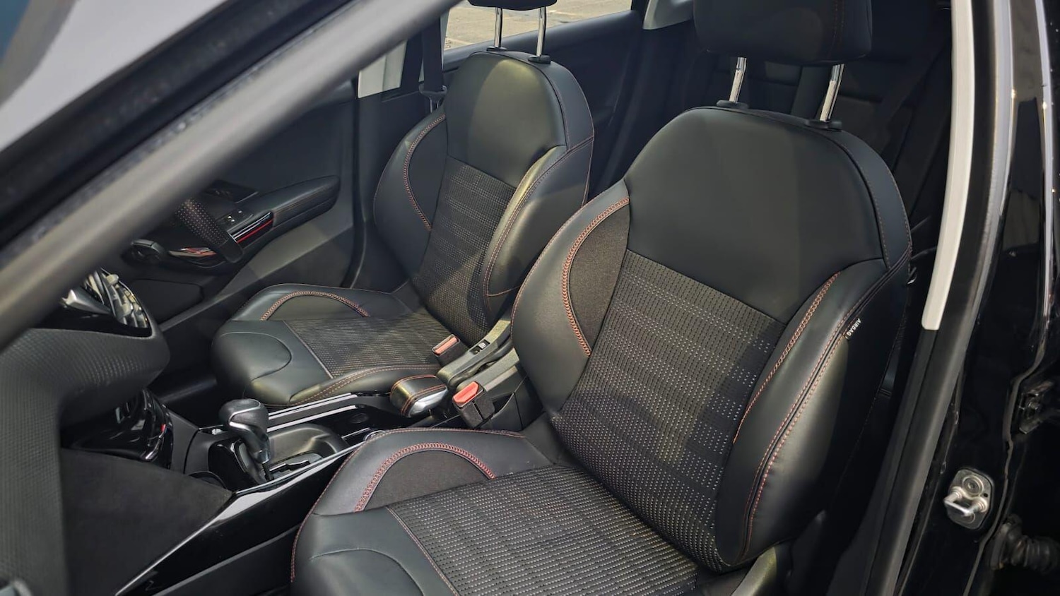 Used Peugeot 2008 2019 for sale - 76270622: Photo 25