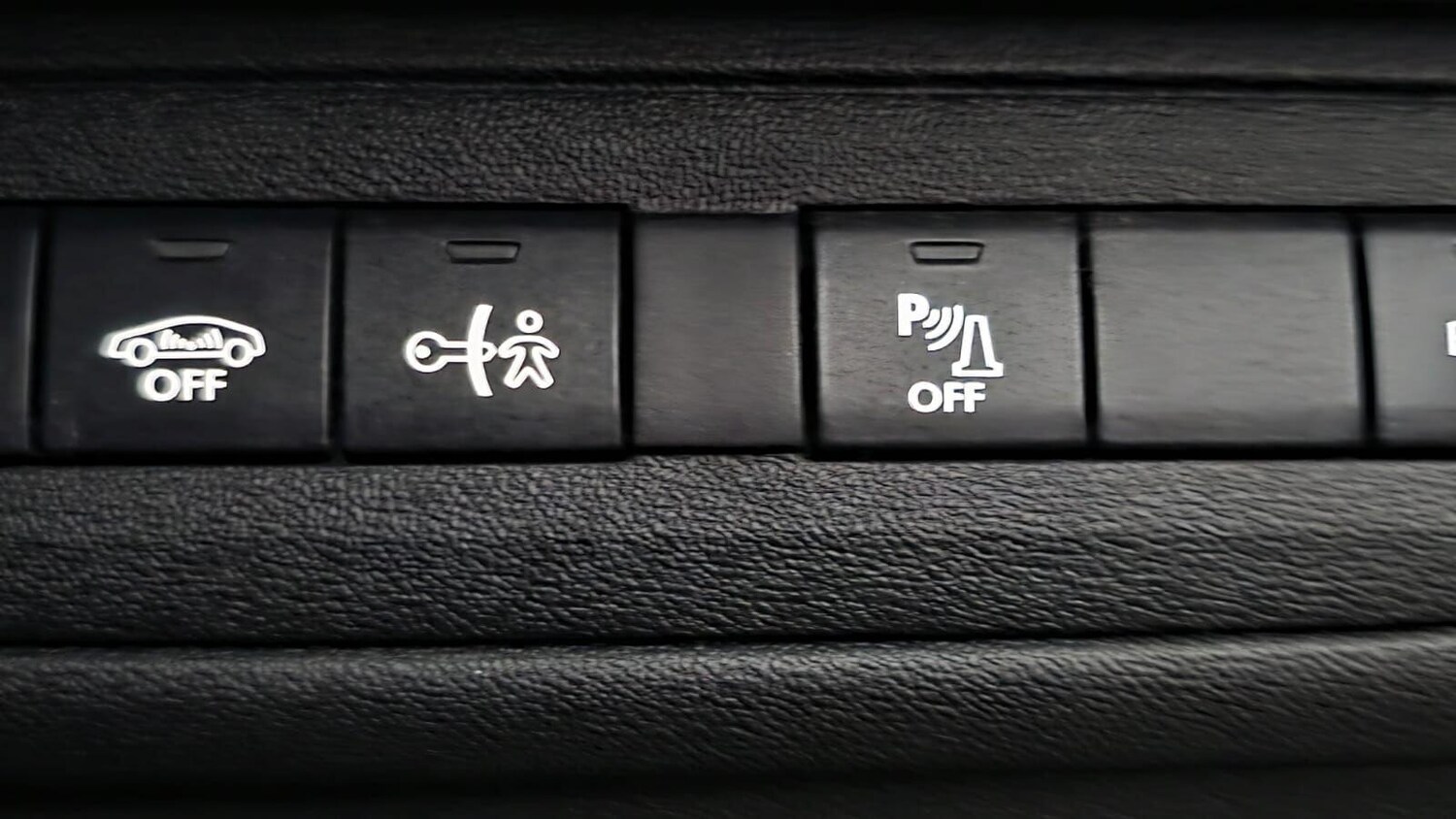Used Peugeot 2008 2019 for sale - 76270622: Photo 41
