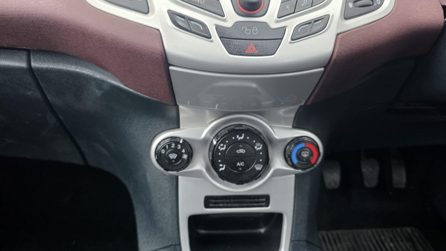 Used Ford Fiesta 2009 for sale - 77320526: Photo 32