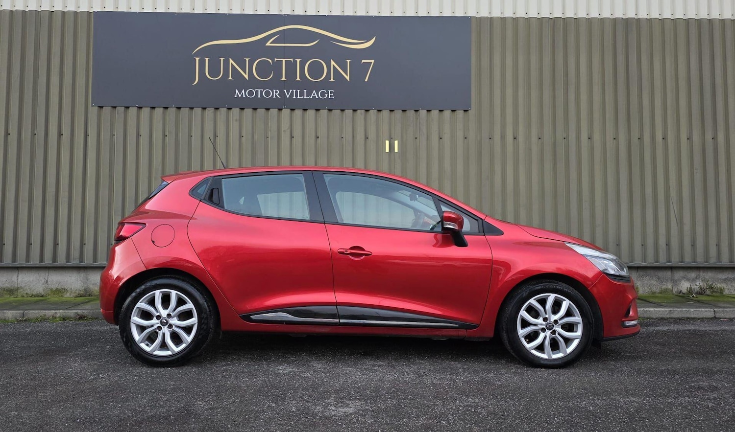 Used Renault Clio 2017 for sale - 77016445: Photo 10