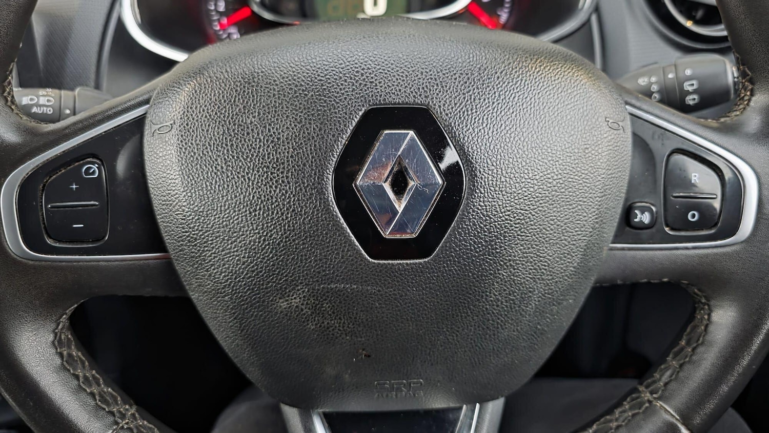 Used Renault Clio 2017 for sale - 77016445: Photo 33