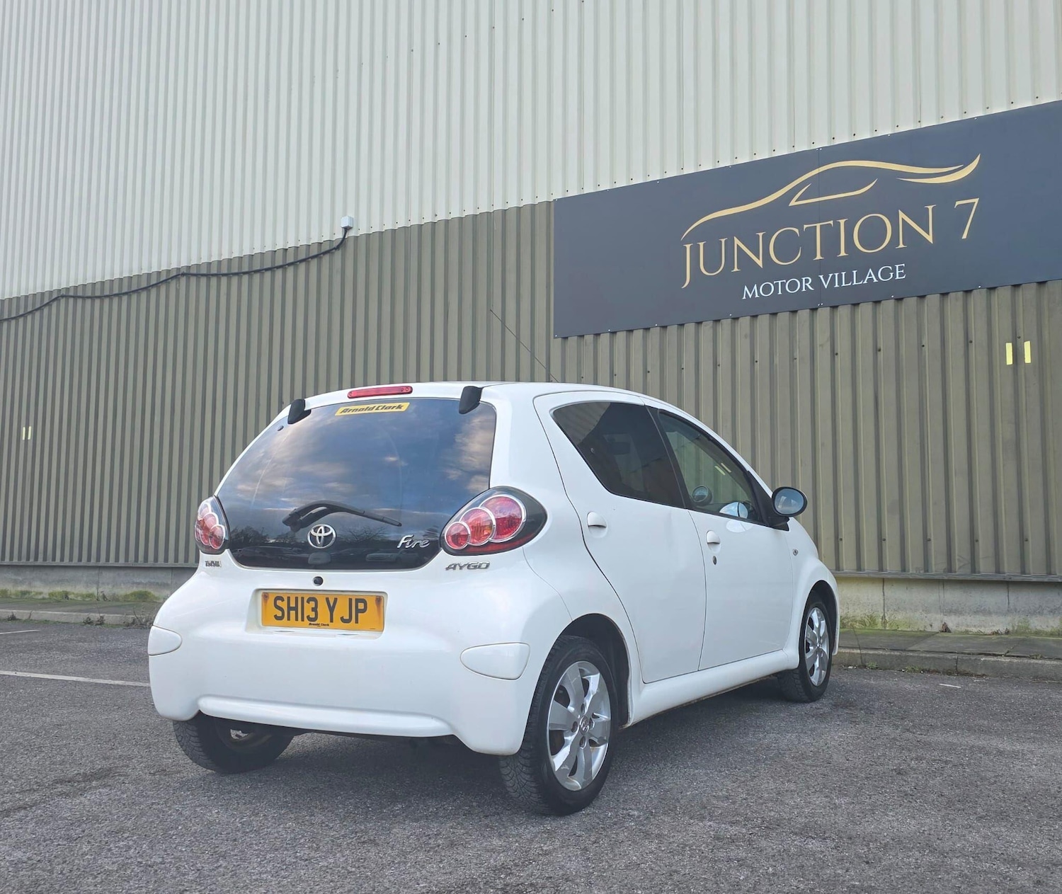 Used Toyota AYGO 2013 for sale - 77315456: Photo 12