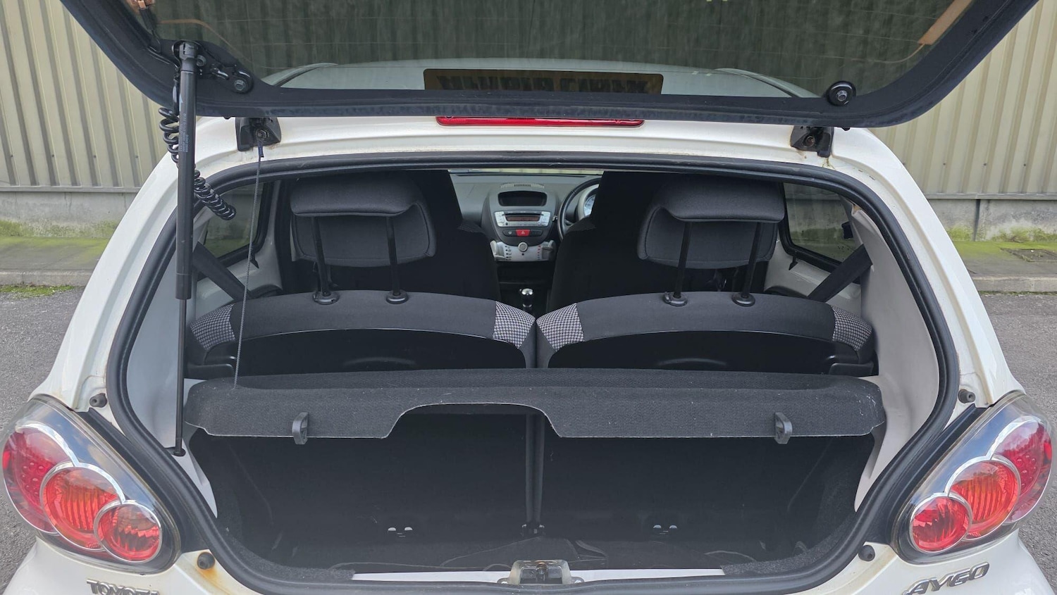 Used Toyota AYGO 2013 for sale - 77315456: Photo 15