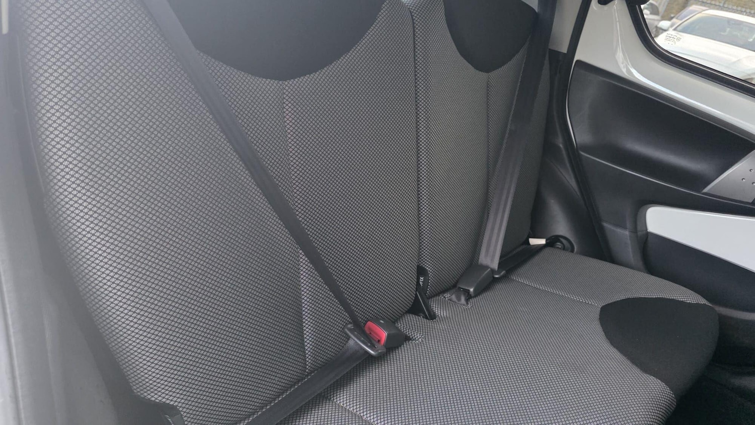 Used Toyota AYGO 2013 for sale - 77315456: Photo 18