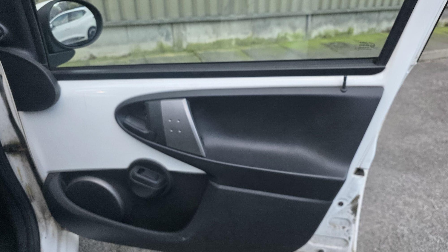 Used Toyota AYGO 2013 for sale - 77315456: Photo 26