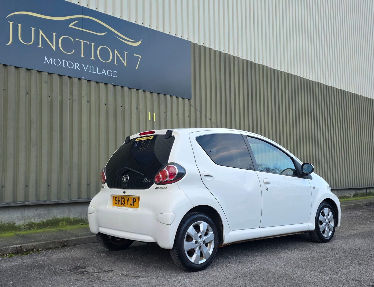 Used Toyota AYGO 2013 for sale - 77315456: Photo 9