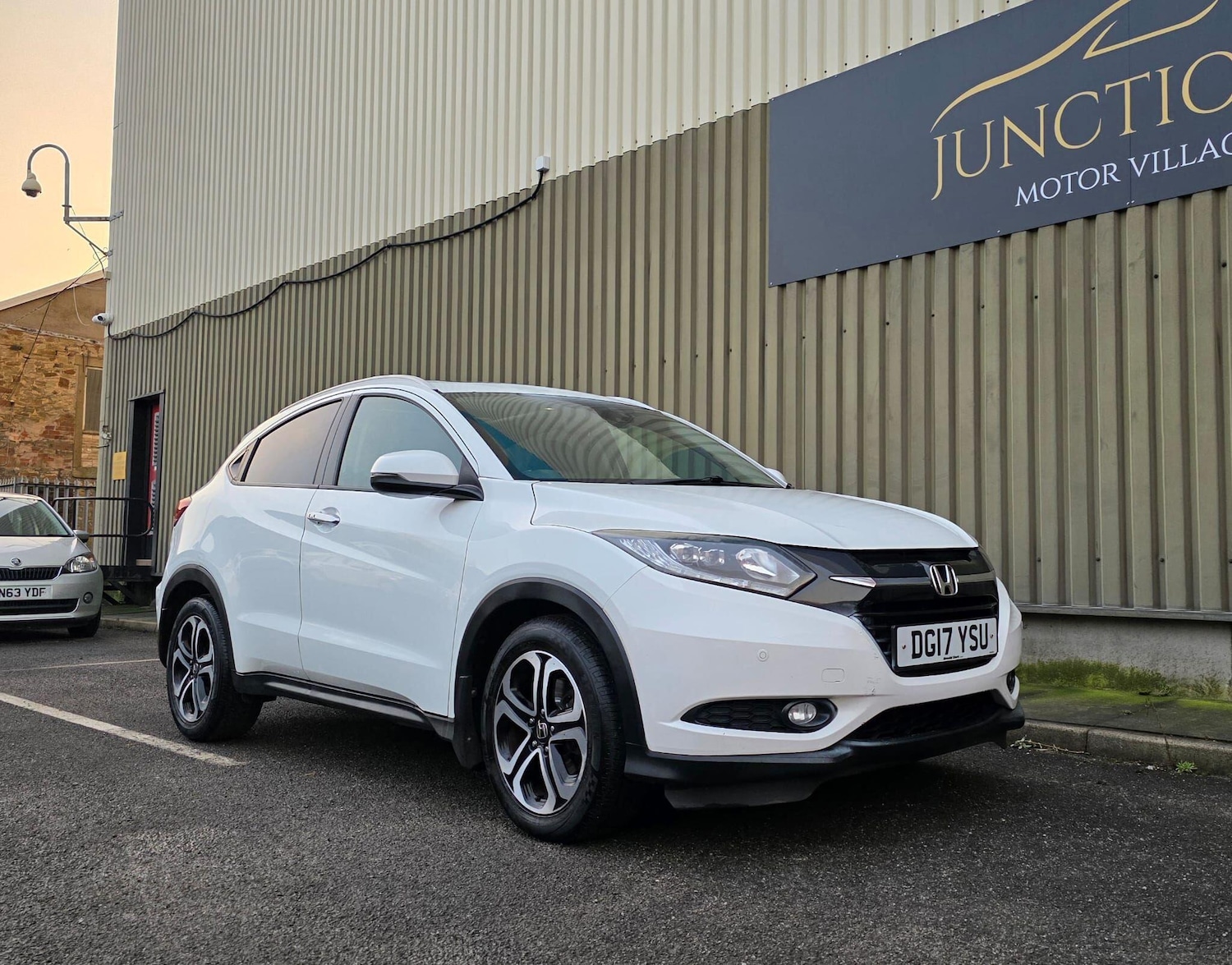 Used Honda HR-V 2017 for sale - 77230122: Photo 11