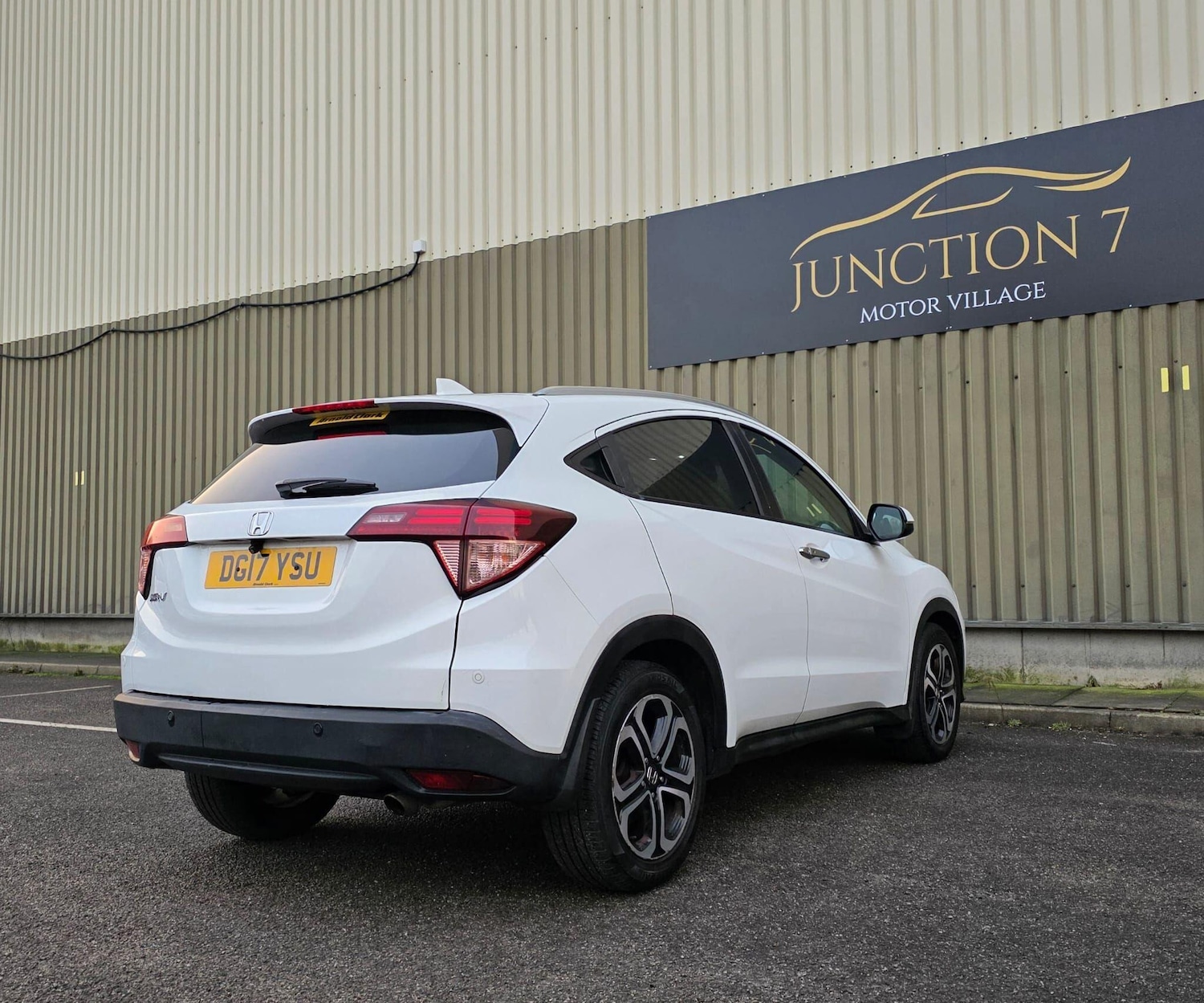 Used Honda HR-V 2017 for sale - 77230122: Photo 12