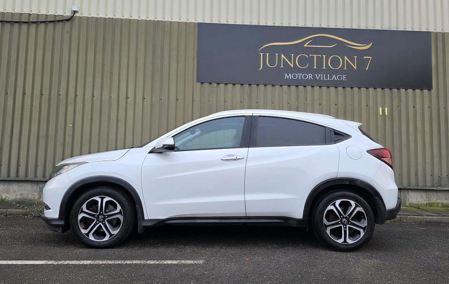 Used Honda HR-V 2017 for sale - 77230122: Photo 7