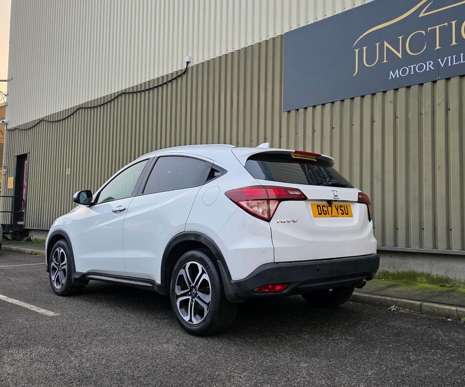 Used Honda HR-V 2017 for sale - 77230122: Photo 8