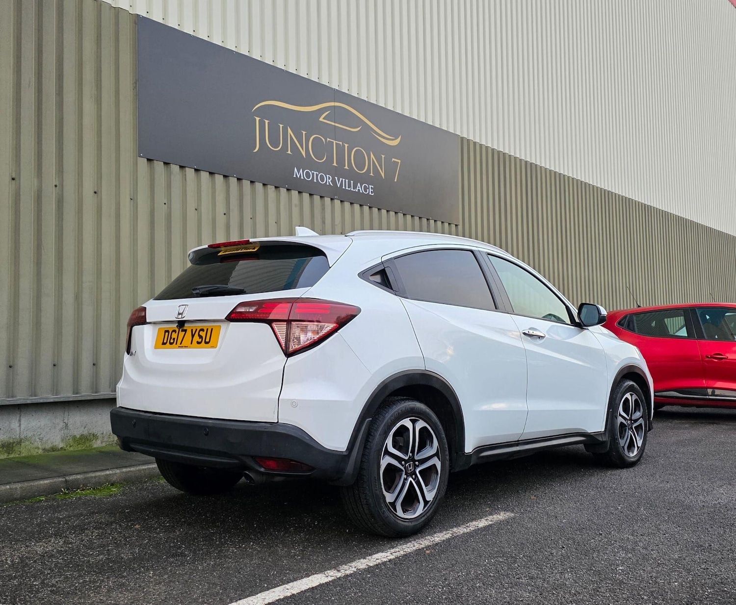 Used Honda HR-V 2017 for sale - 77230122: Photo 9