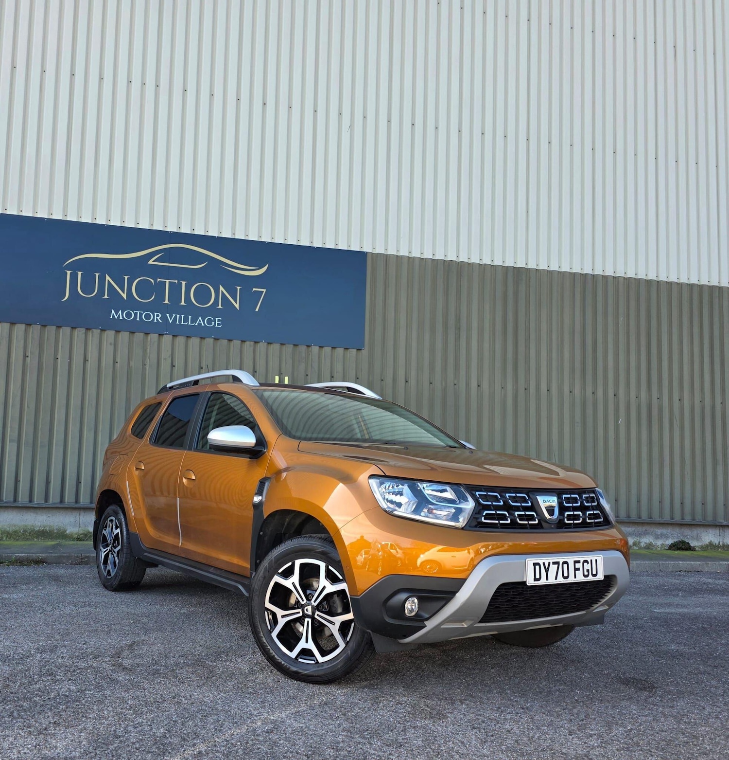 Used Dacia Duster 2020 for sale - 77940677: Photo 2