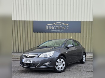 Vauxhall - Astra