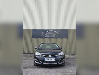 Used Vauxhall Astra 2013 for sale - 79846856: Photo