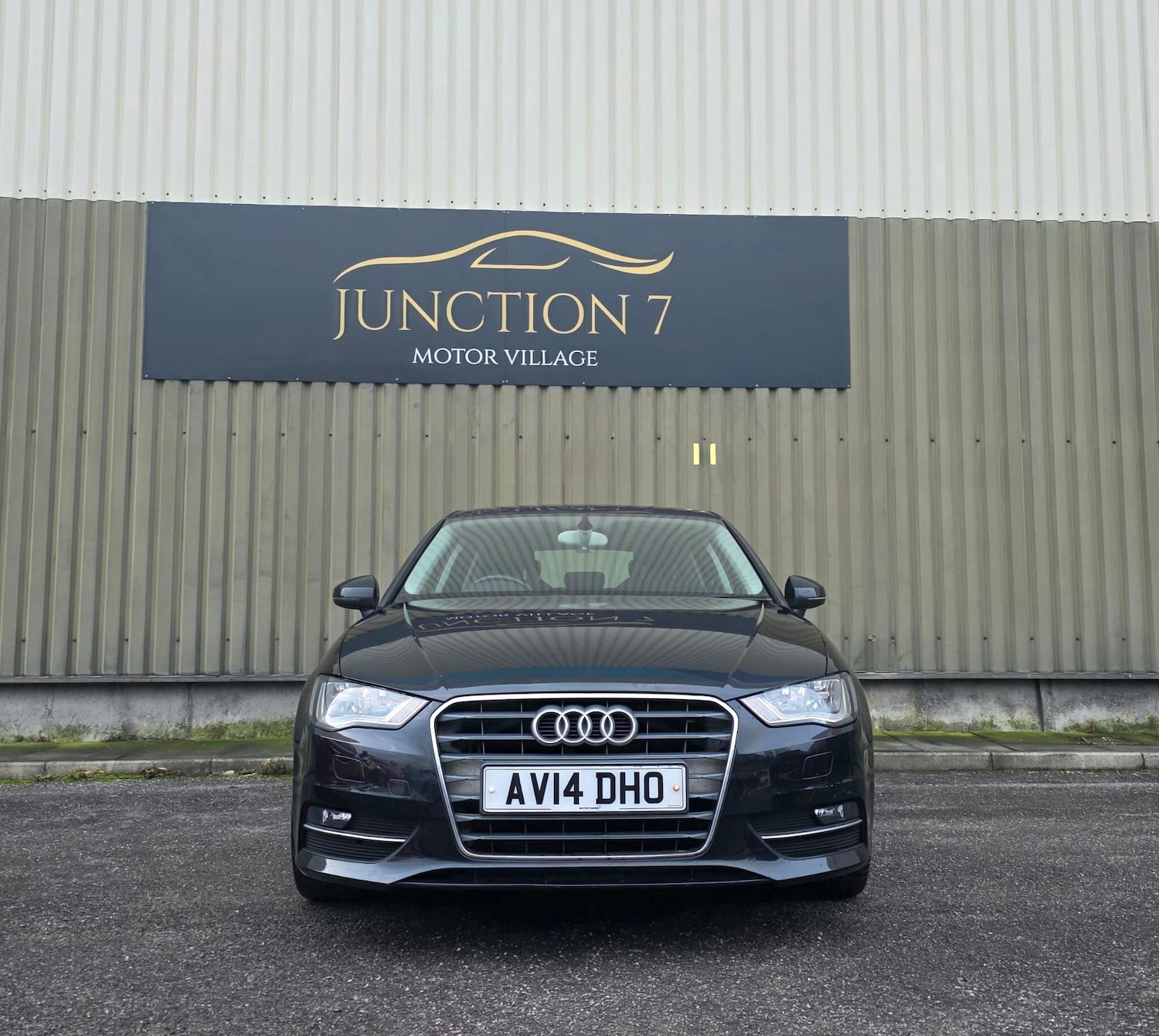 Used Audi A3 2014 for sale - 76936493: Photo 4