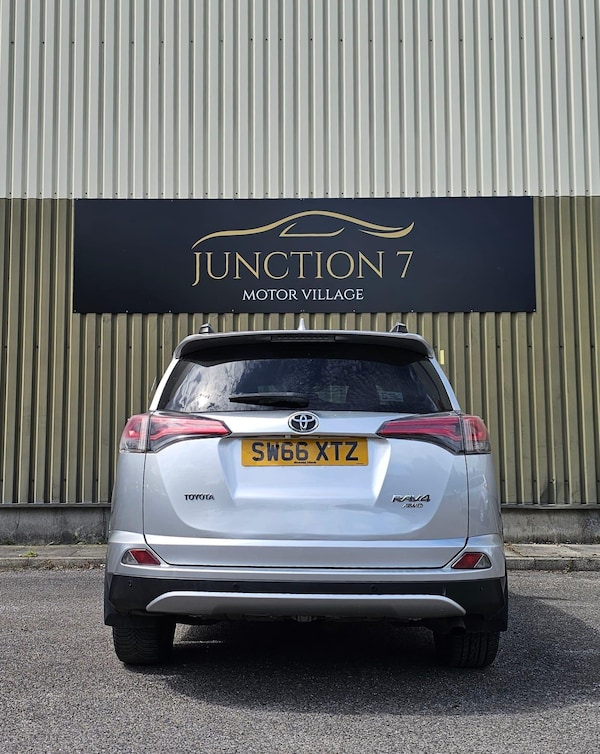 Used Toyota RAV4 2016 for sale - 75387468: Photo 13