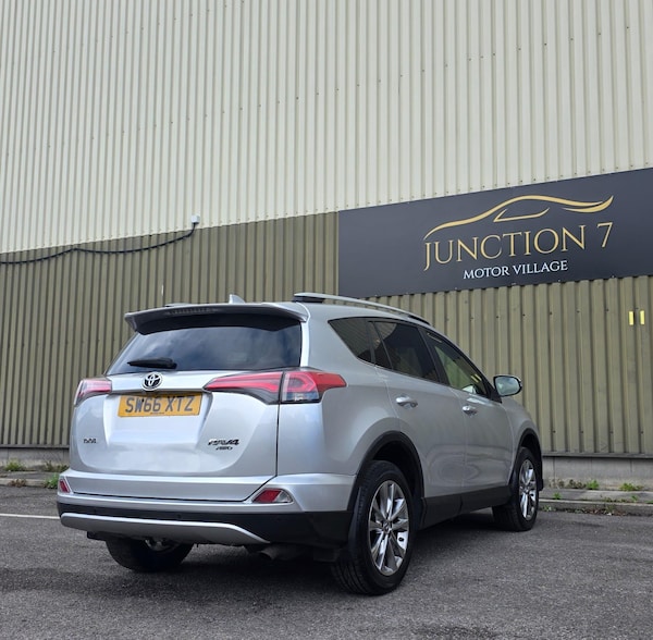 Used Toyota RAV4 2016 for sale - 75387468: Photo 14