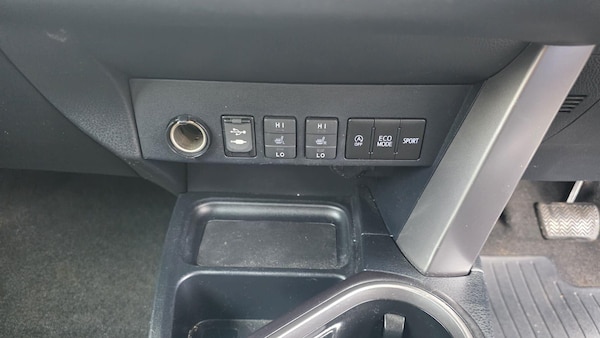 Used Toyota RAV4 2016 for sale - 75387468: Photo 29