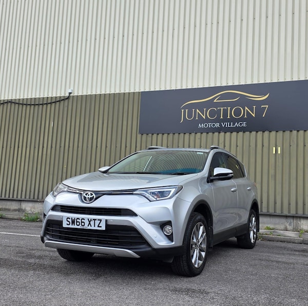 Used Toyota RAV4 2016 for sale - 75387468: Photo 5