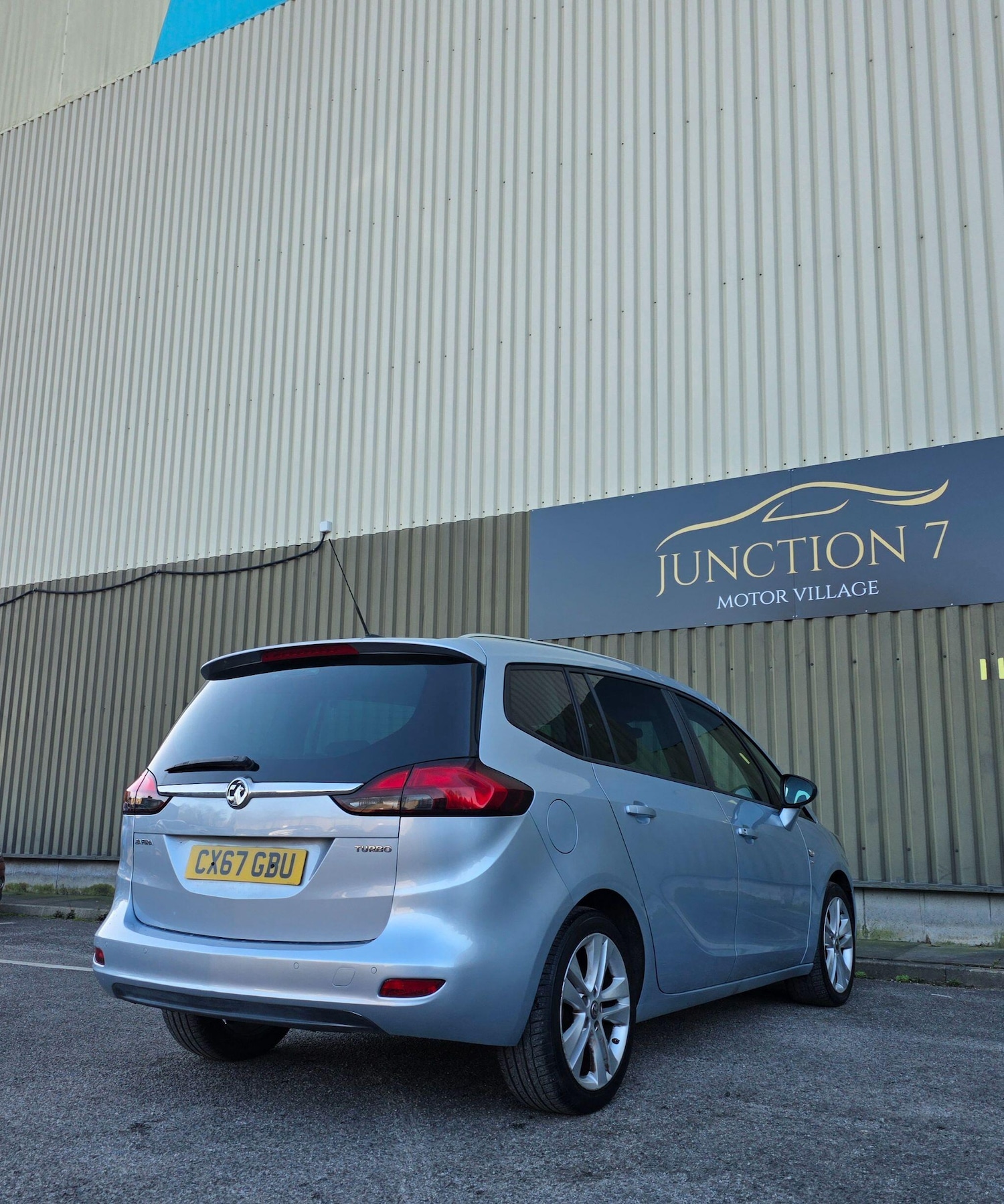 Used Vauxhall Zafira 2017 for sale - 77737715: Photo 12