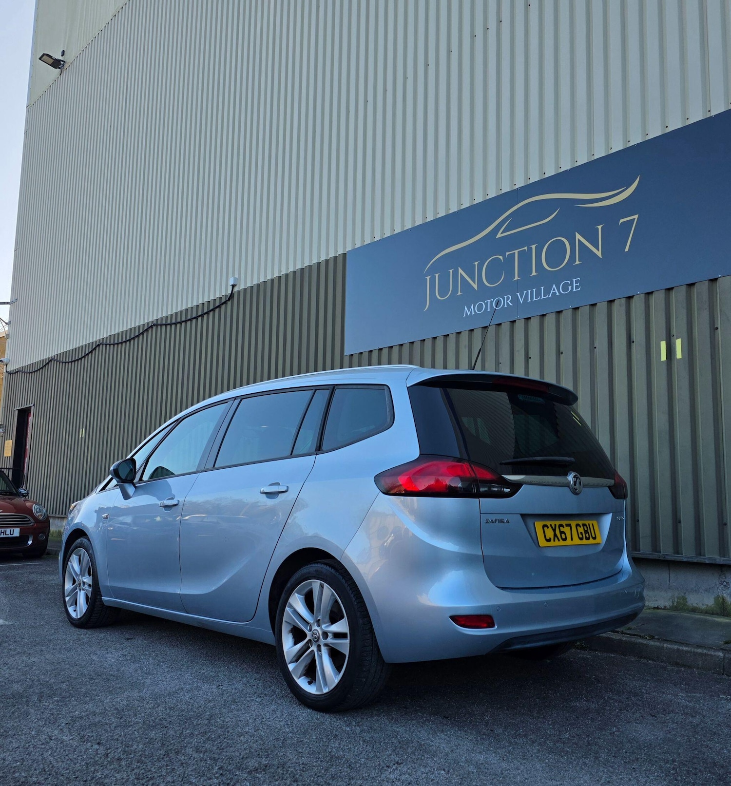 Used Vauxhall Zafira 2017 for sale - 77737715: Photo 6