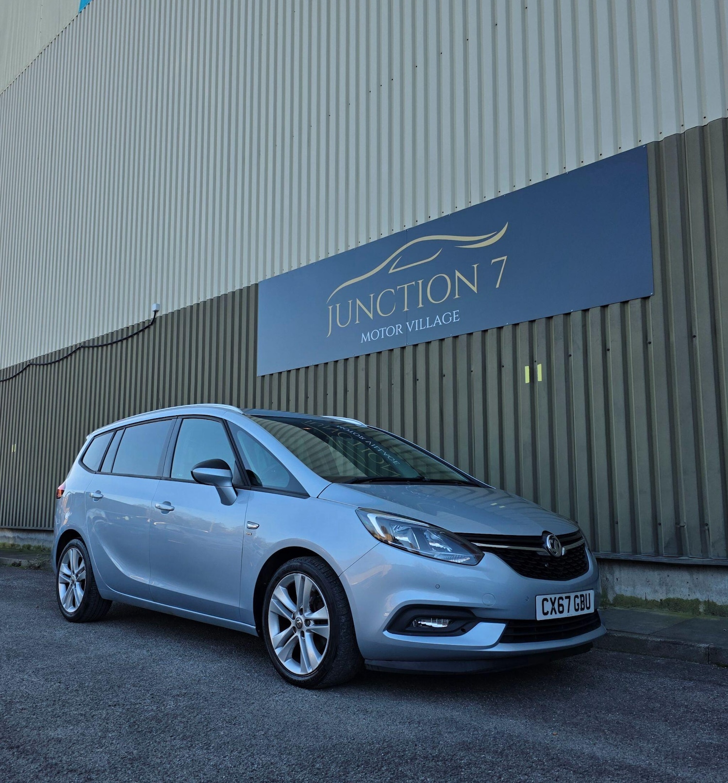 Used Vauxhall Zafira 2017 for sale - 77737715: Photo 9