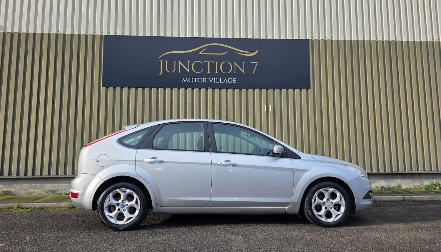 Used Ford Focus 2011 for sale - 76633822: Photo 10