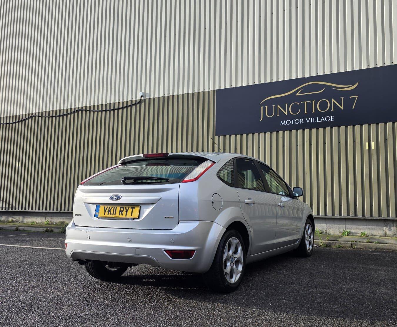 Used Ford Focus 2011 for sale - 76633822: Photo 12