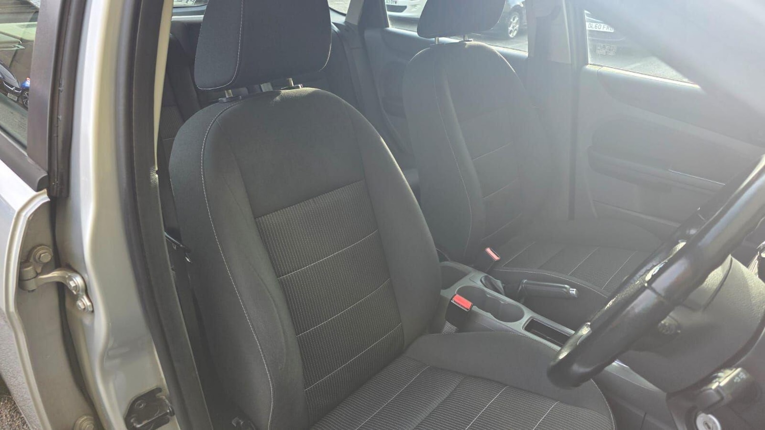 Used Ford Focus 2011 for sale - 76633822: Photo 28