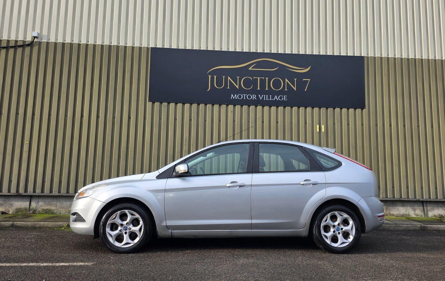 Used Ford Focus 2011 for sale - 76633822: Photo 7