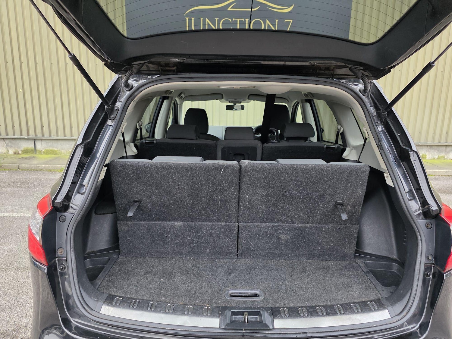 Used Nissan Qashqai+2 2012 for sale - 77994292: Photo 15