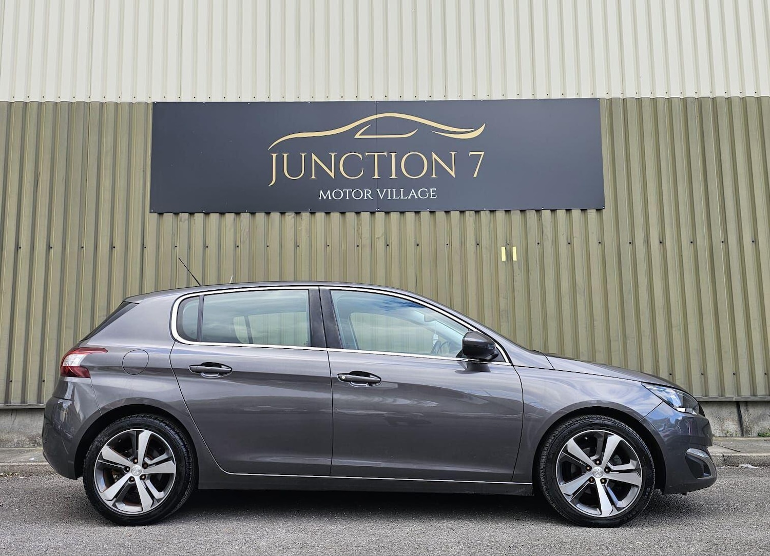 Used Peugeot 308 2016 for sale - 78063073: Photo 11