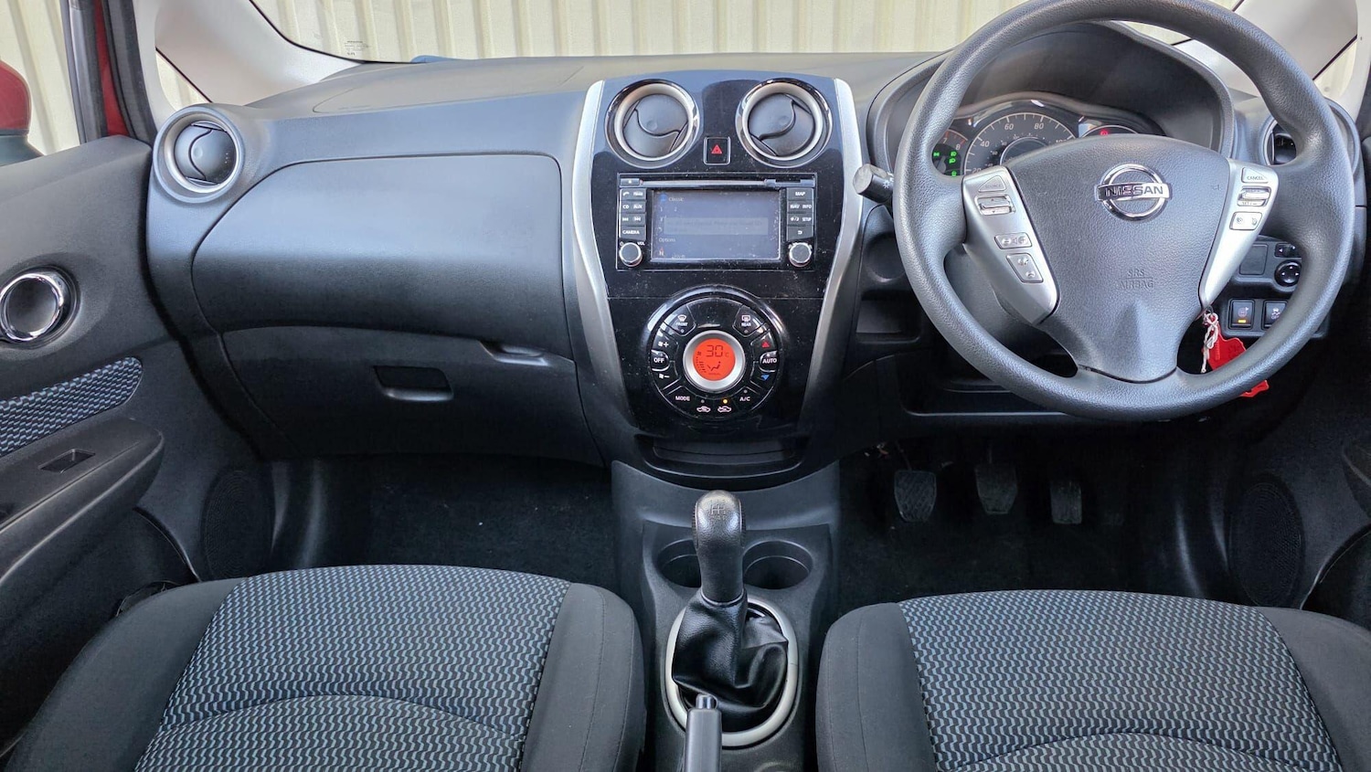 Used Nissan Note 2013 for sale - 76701545: Photo 32