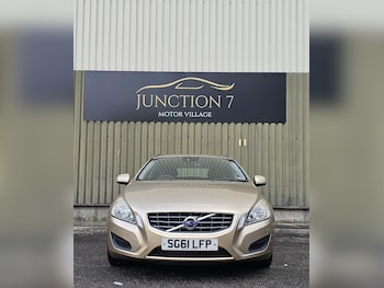 Used Volvo V60 2011 for sale - 75492749: Photo