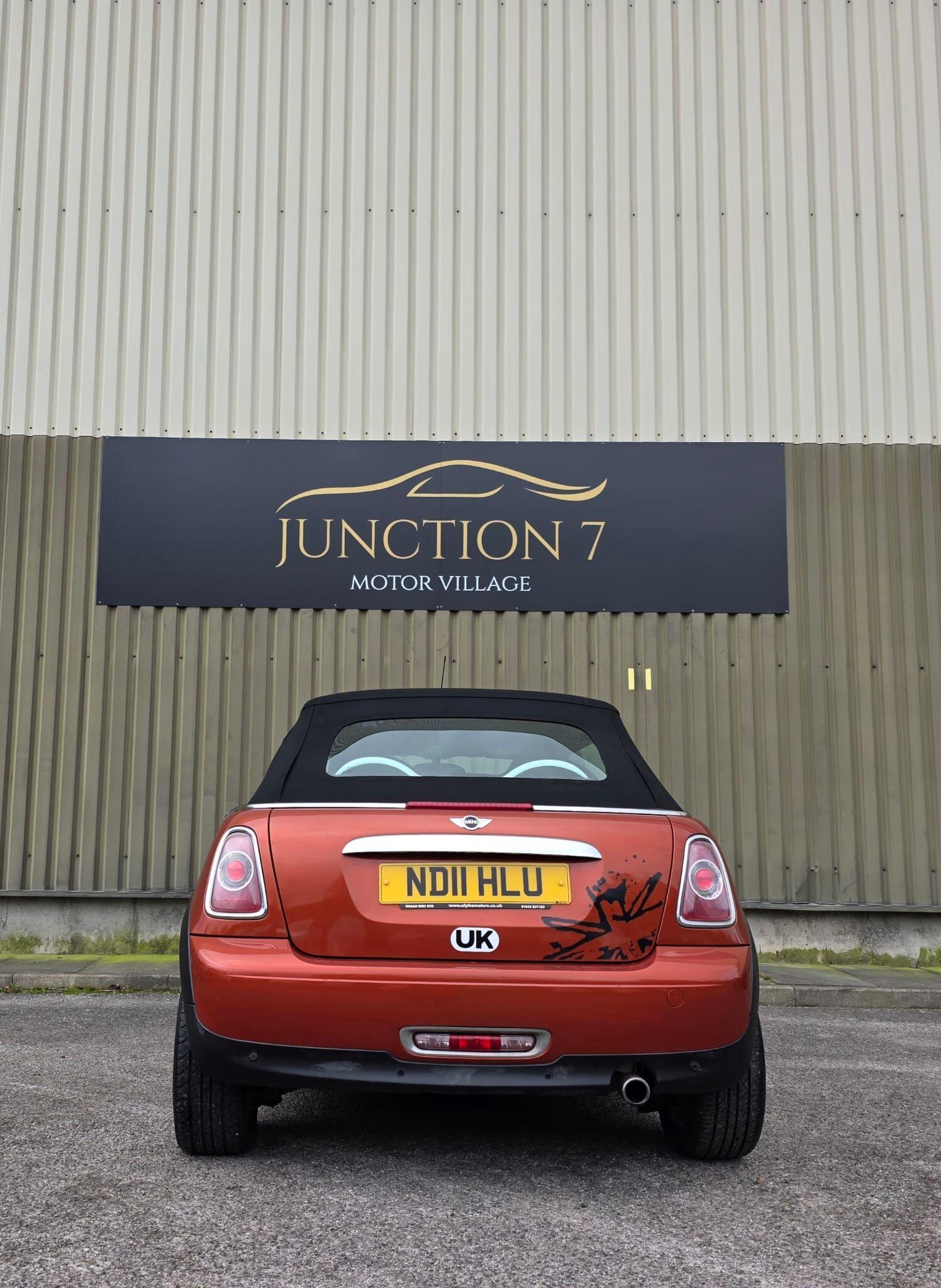 Used MINI Convertible 2011 for sale - 77671311: Photo 16