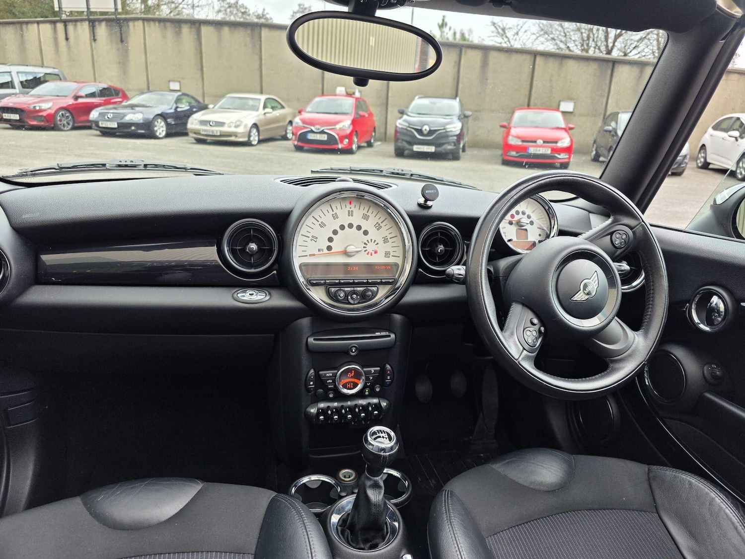 Used MINI Convertible 2011 for sale - 77671311: Photo 23