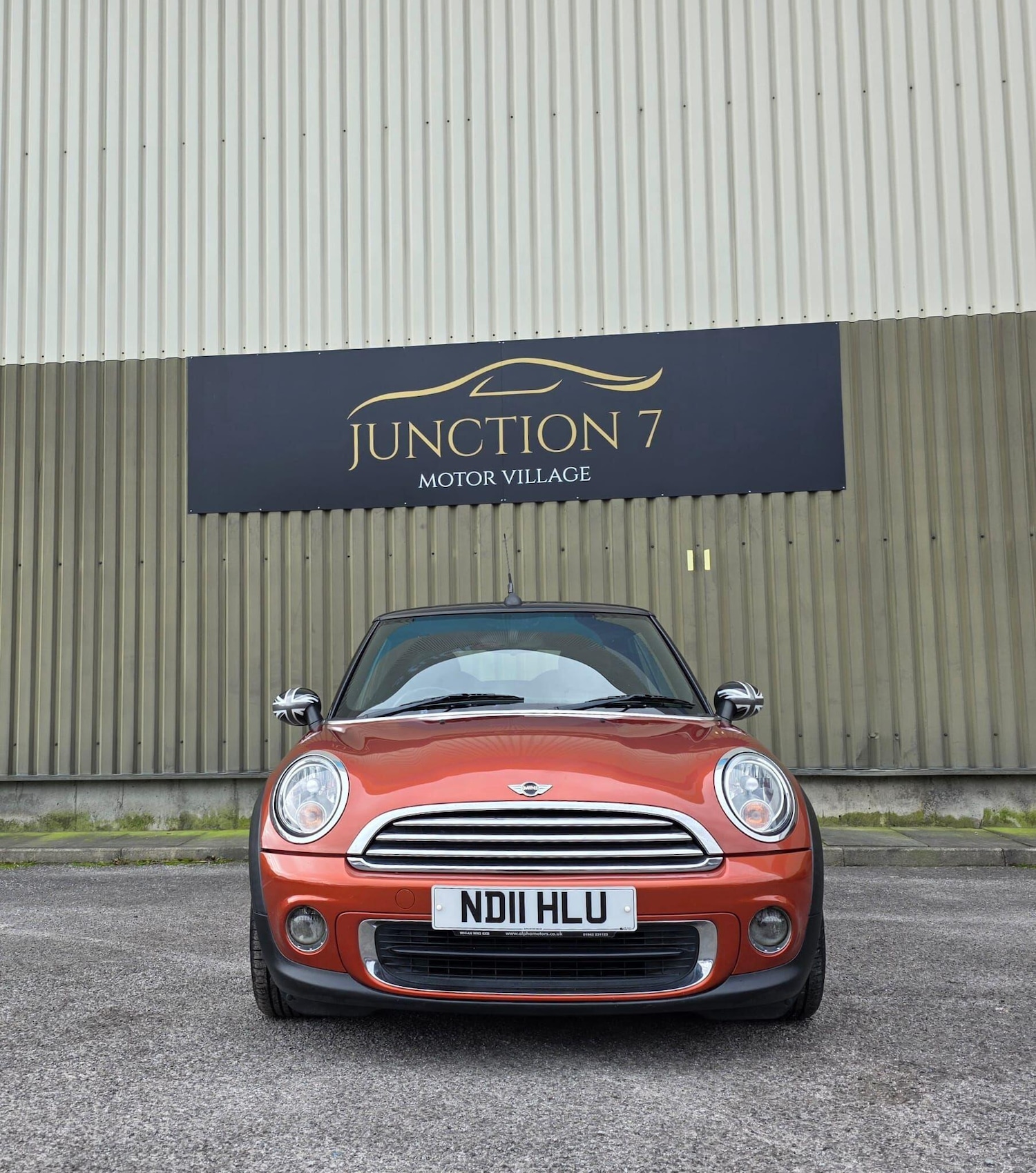 Used MINI Convertible 2011 for sale - 77671311: Photo 7