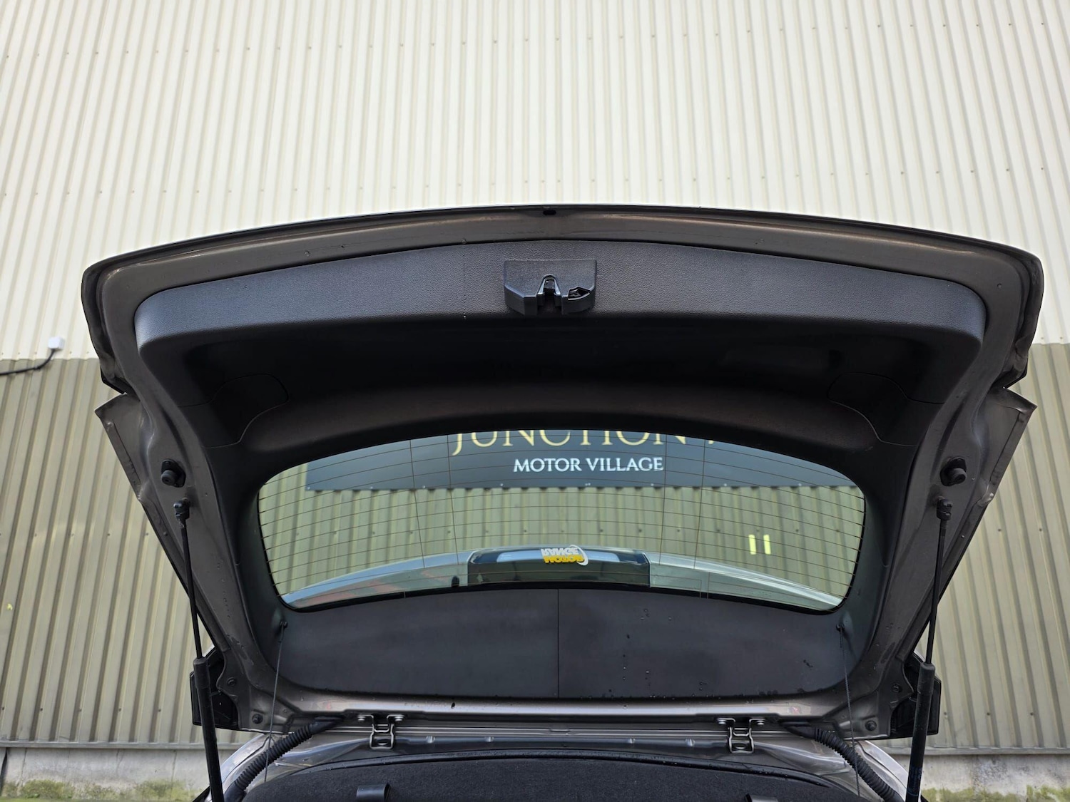 Used Vauxhall Astra 2016 for sale - 77898441: Photo 16