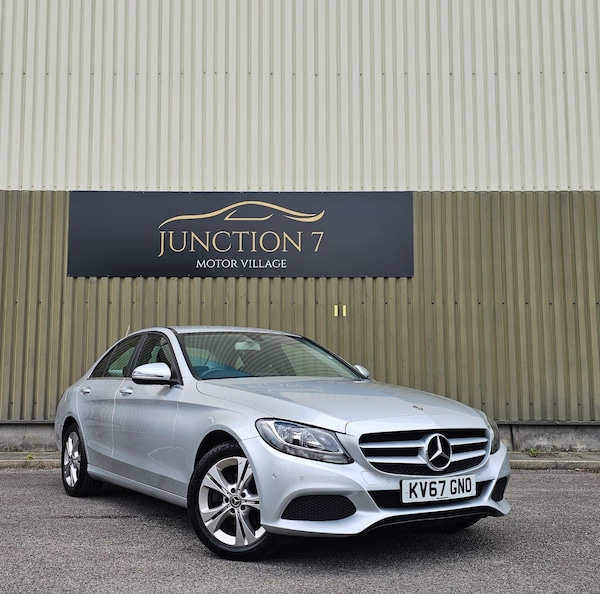 Used Mercedes-Benz C-Class 2017 for sale - 75401740: Photo 2