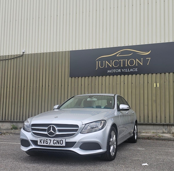 Used Mercedes-Benz C-Class 2017 for sale - 75401740: Photo 4