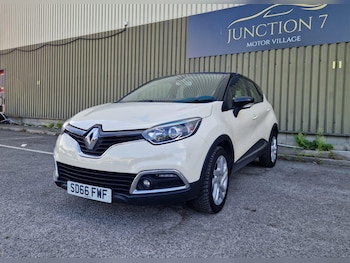 Used Renault Captur 2016 for sale - 79496142: Photo