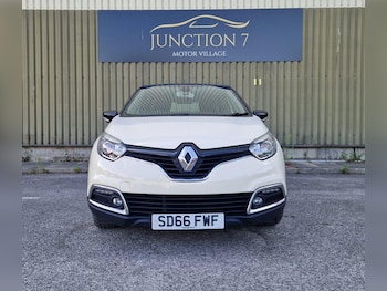 Used Renault Captur 2016 for sale - 79496142: Photo