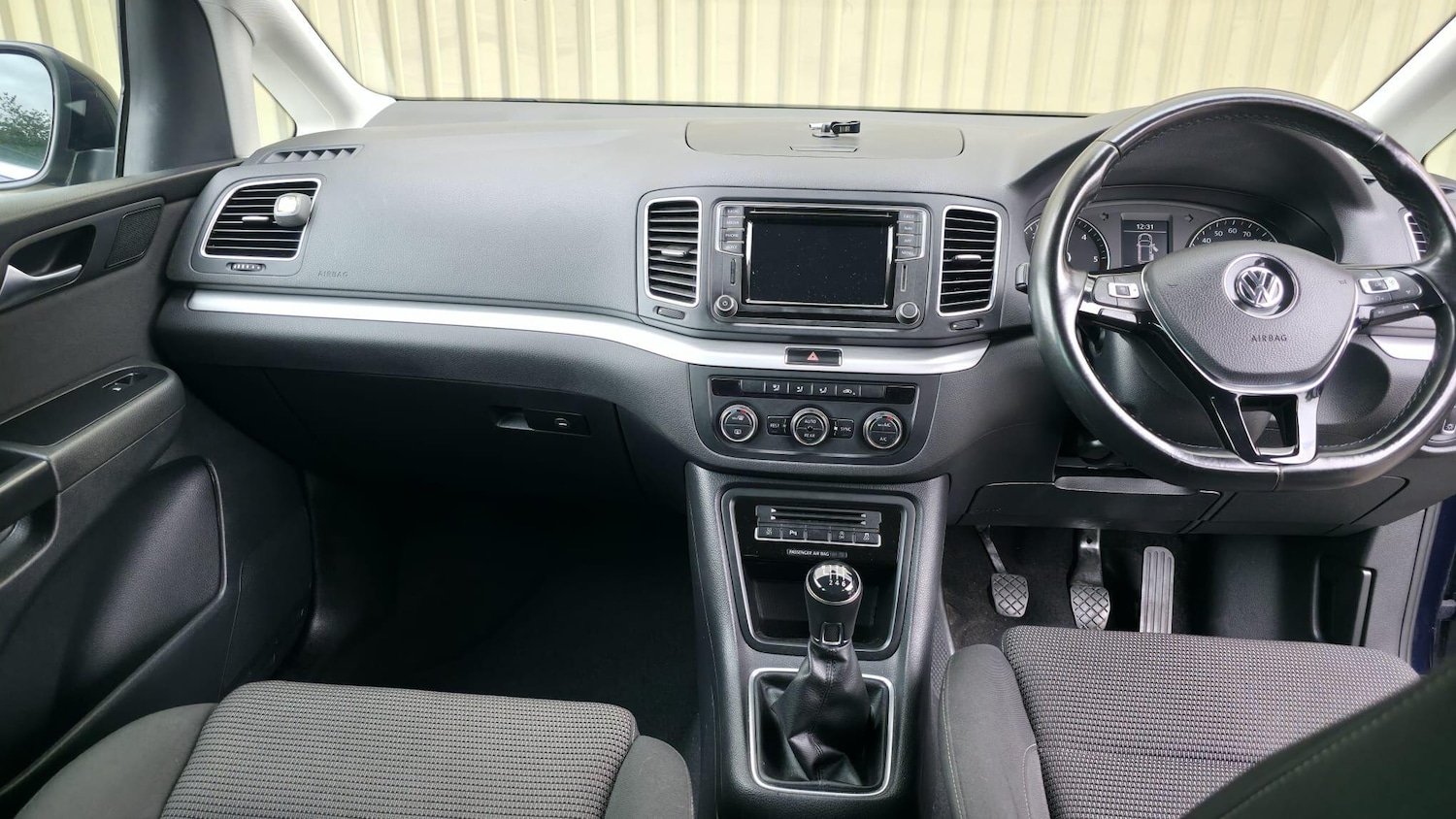 Vehicle 29