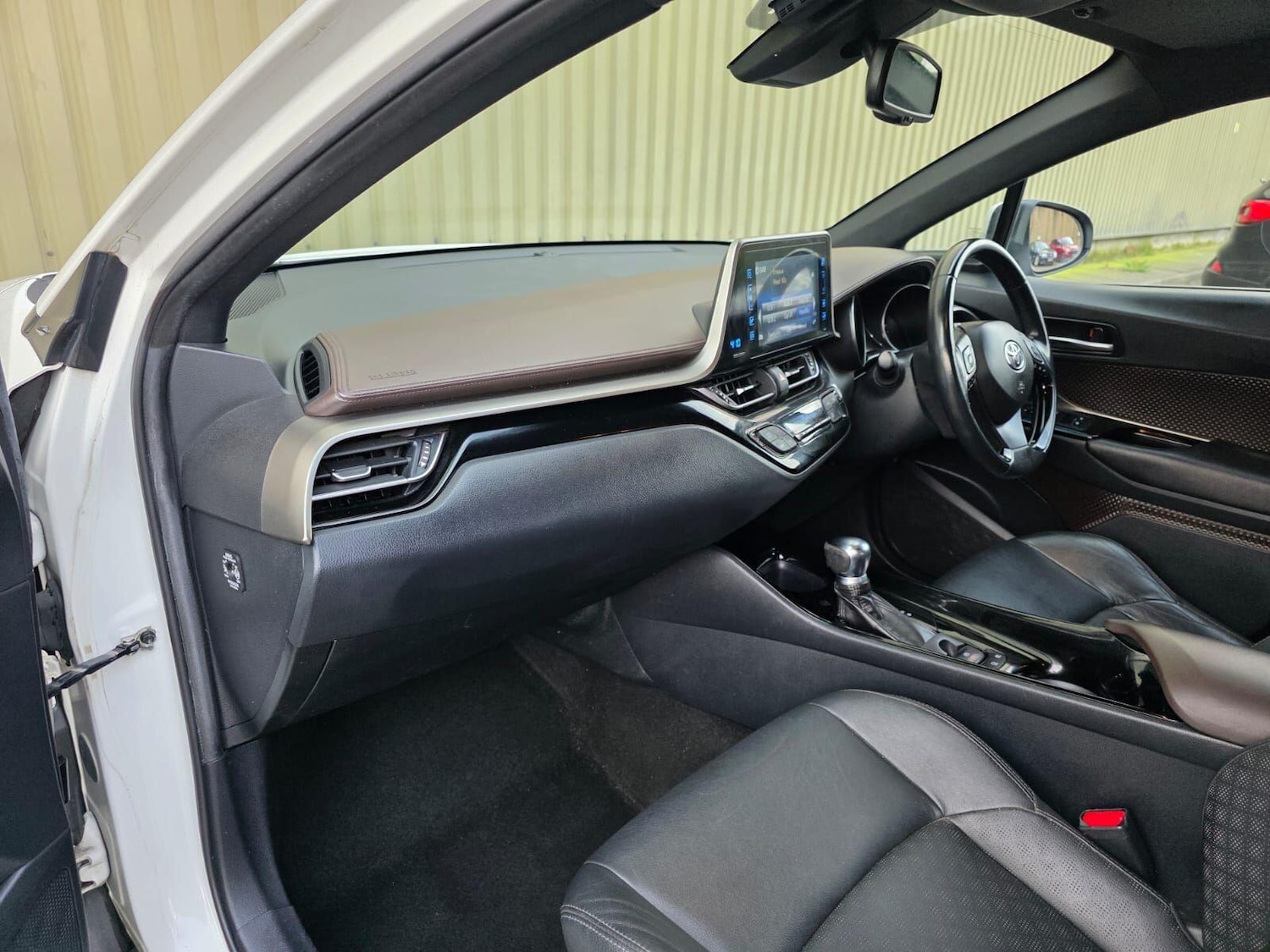 Used Toyota C-HR 2018 for sale - 77784052: Photo 24