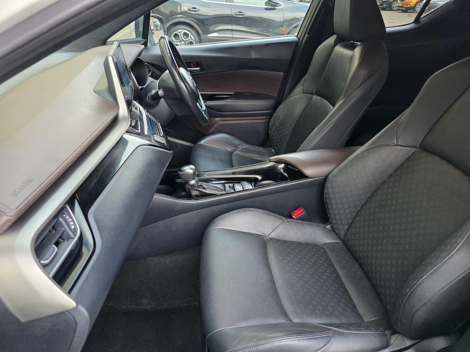 Used Toyota C-HR 2018 for sale - 77784052: Photo 25