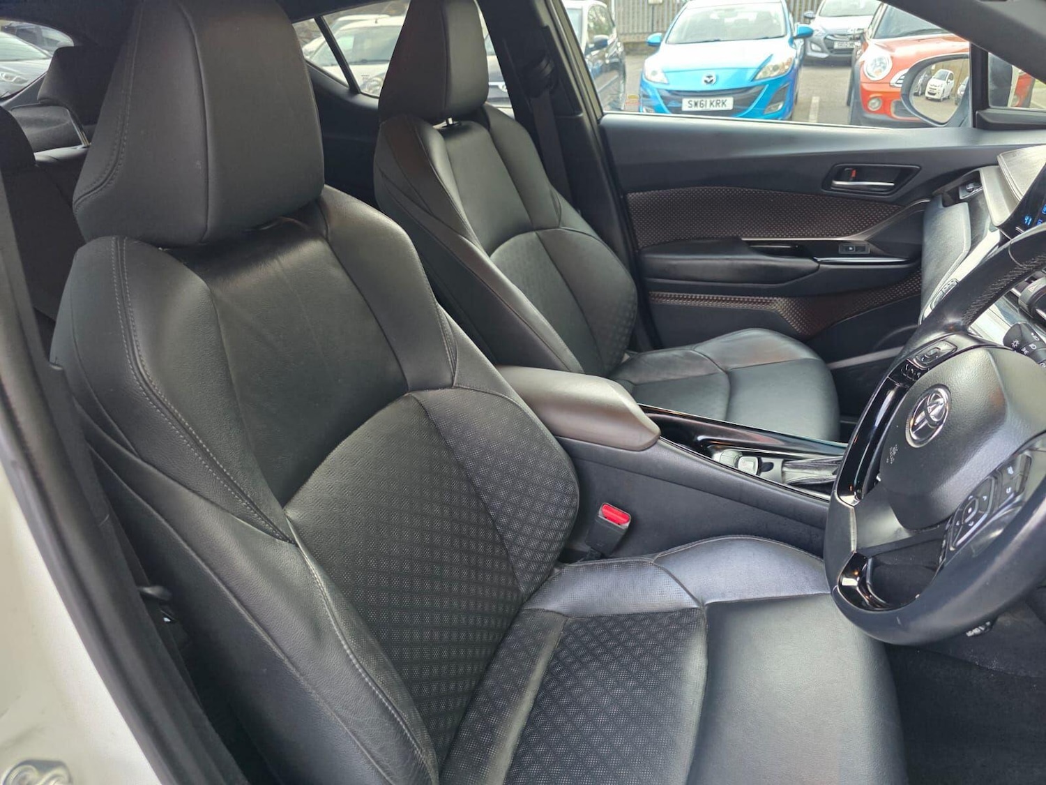 Used Toyota C-HR 2018 for sale - 77784052: Photo 28