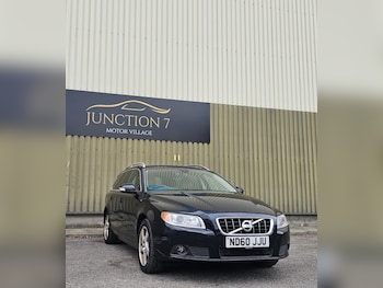 Used Volvo V70 2010 for sale - 75458643: Photo