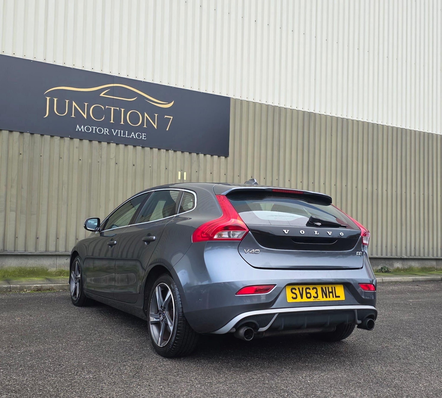 Used Volvo V40 2013 for sale - 77330834: Photo 14